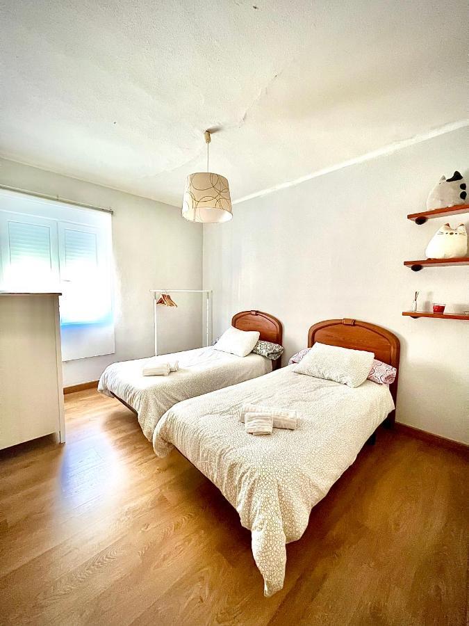 Apartamento Puertu Chicu Con Plaza De Garaje Privada Llanes Bagian luar foto